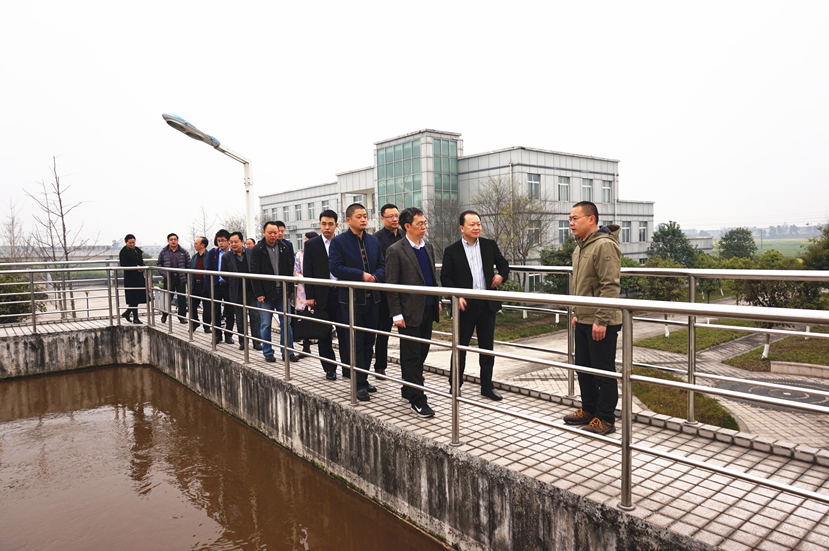 國家、省、市發(fā)改委調研組到杰陽排水公司進行成本調研