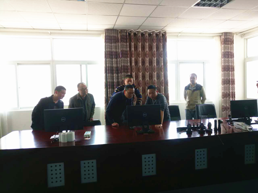 旌陽區(qū)委常委、高新區(qū)黨工委書記謝坤到天元城市生活污水處理廠調研