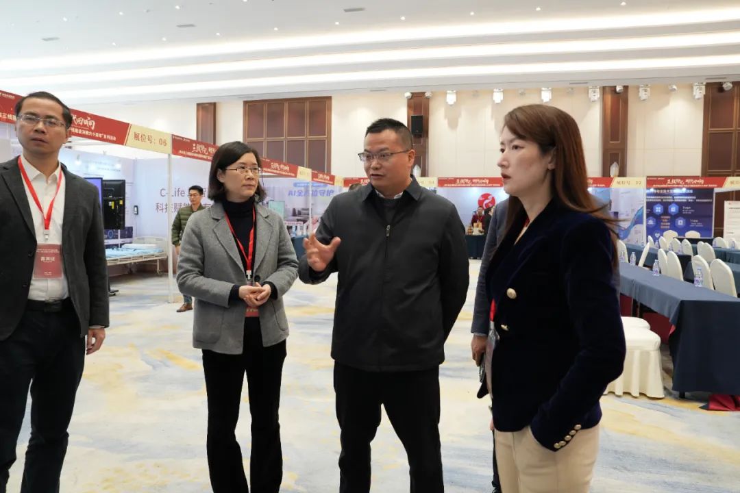 德陽(yáng)發(fā)展集團(tuán)黨委書(shū)記、董事長(zhǎng)李強(qiáng)調(diào)研“紀(jì)念三線建設(shè)戰(zhàn)略決策60周年”系列活動(dòng)舉辦情況